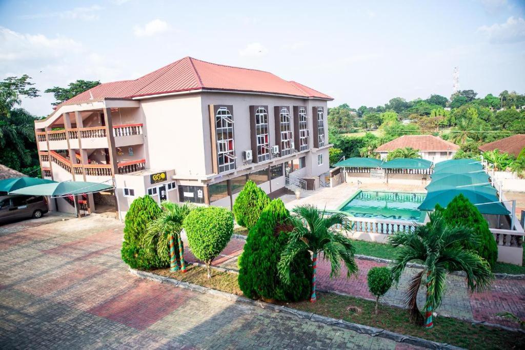 Hotel Yegoala Kumasi Exterior photo